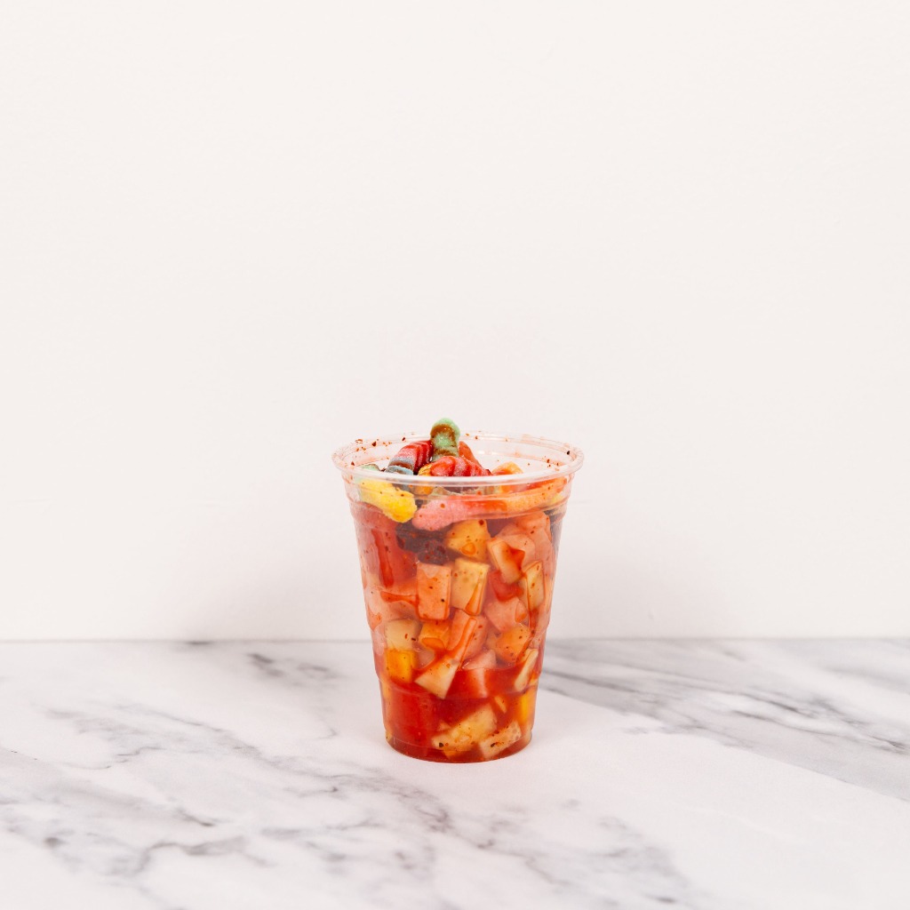 Vaso de Fruta con Chamoy